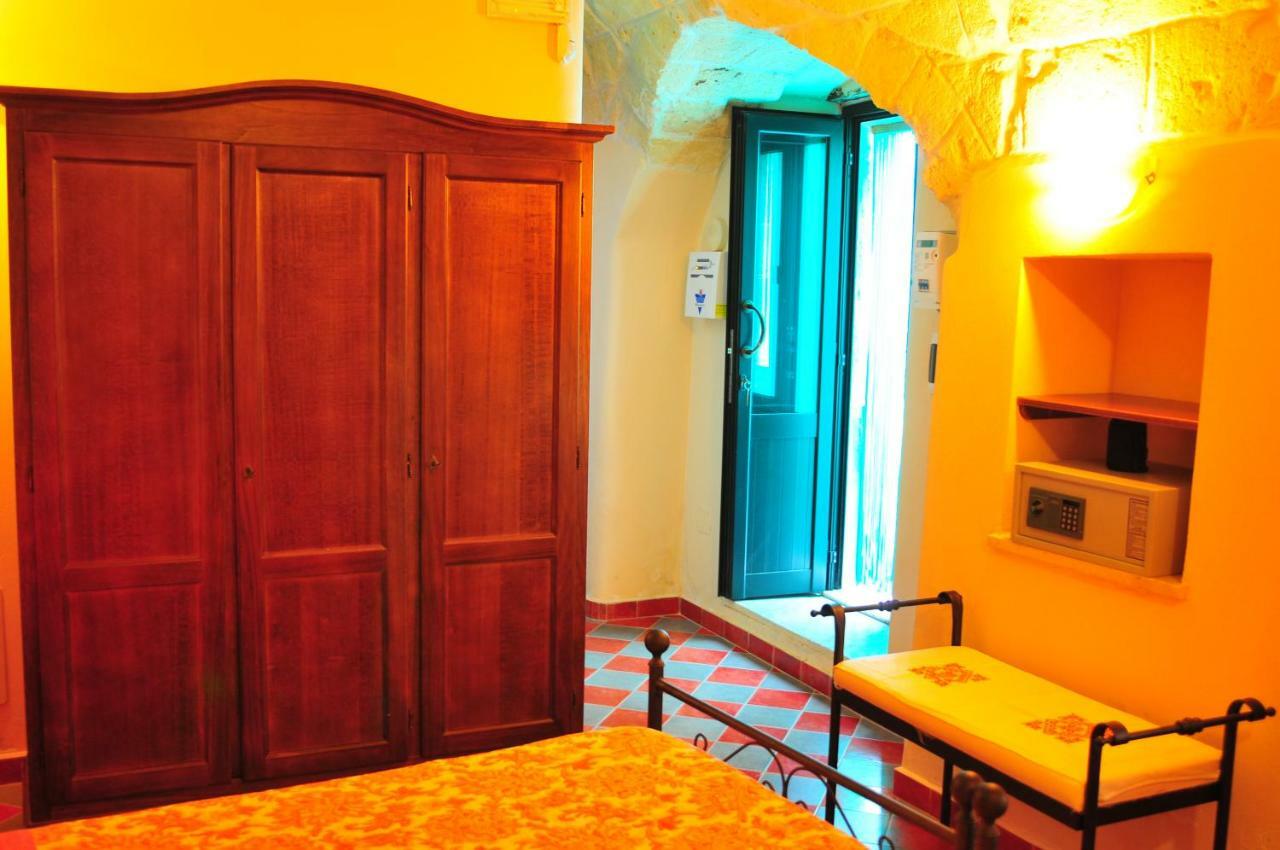 Ambrosia Bed & Breakfast Oria  Exterior foto