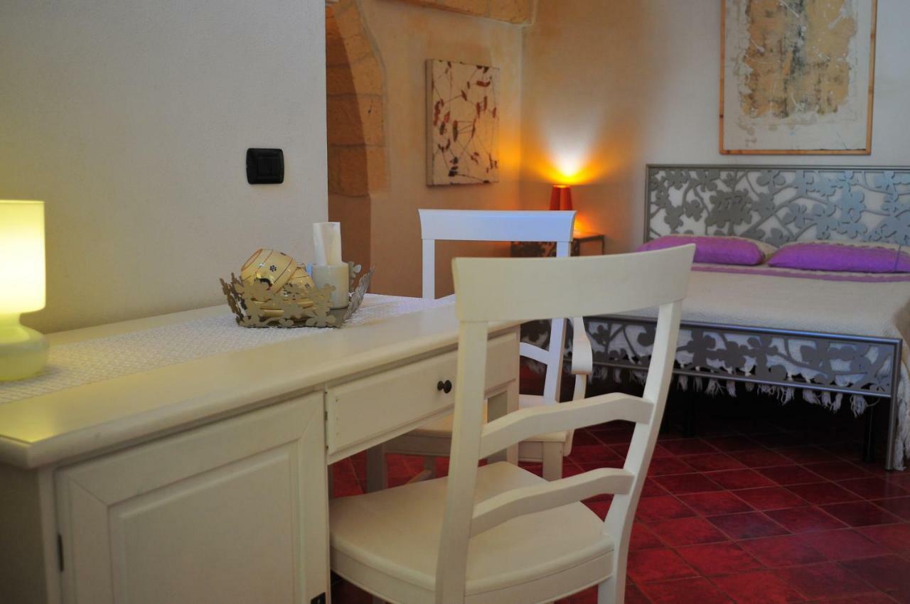 Ambrosia Bed & Breakfast Oria  Exterior foto